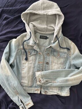 Ci Sono Light Wash Denim Jacket with Gray Hoodie